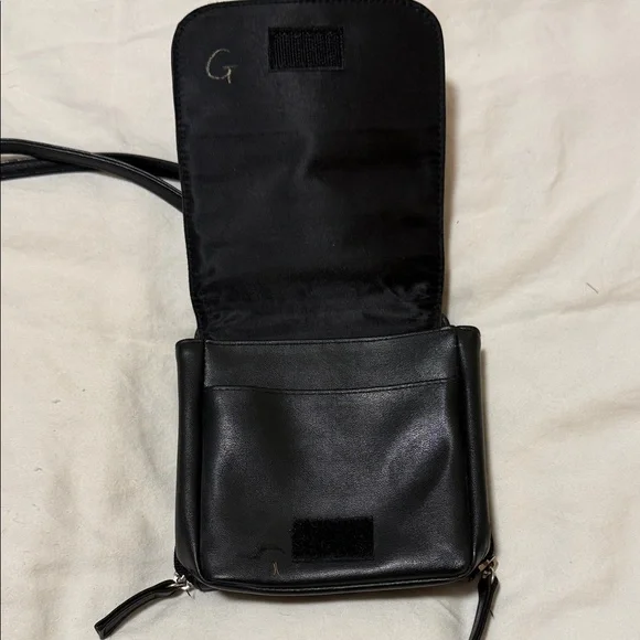 1980s Compact Studded Crossbody Bag - Picture 4 of 16